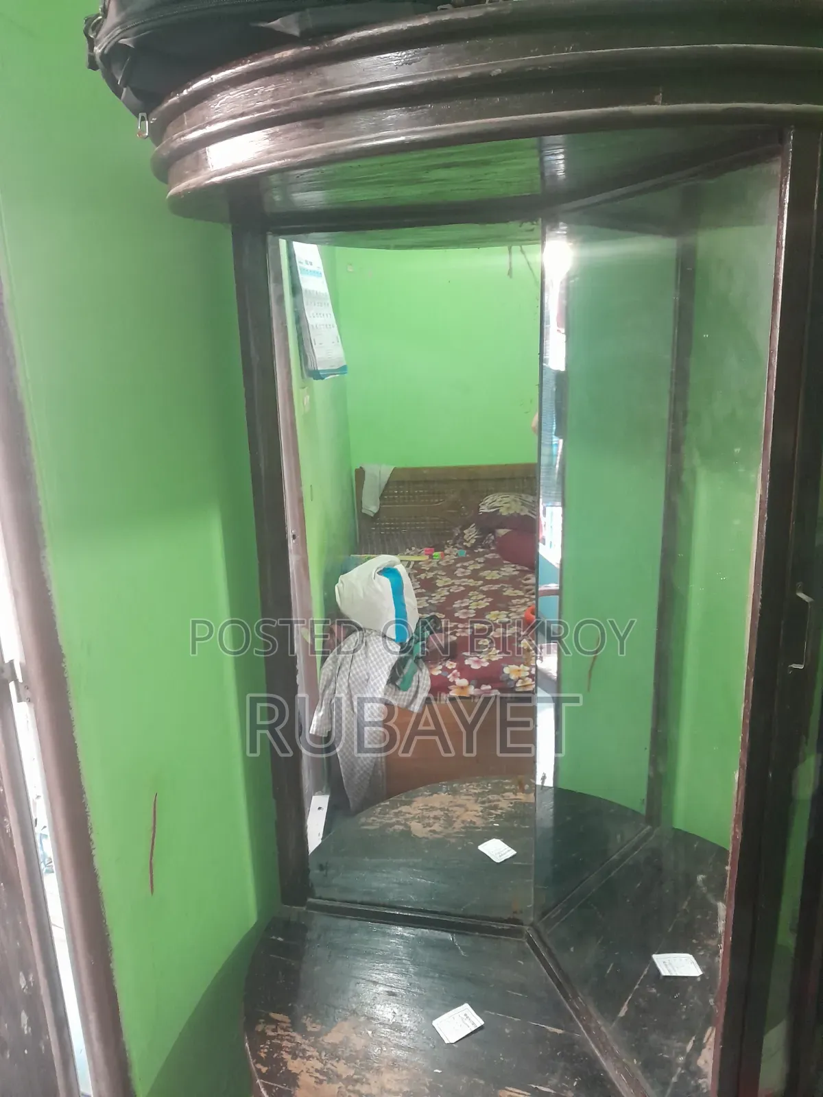 Double Window Dressing Table