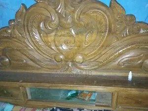 3/4 Hand Bed