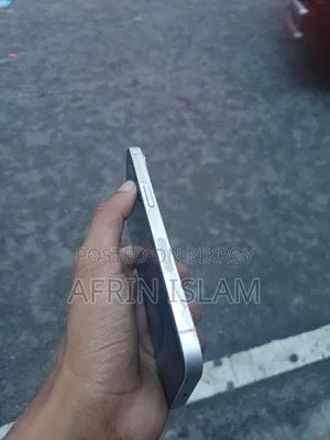 Apple iPhone 13 128 GB White