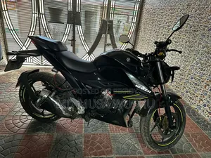 সুজুকি জিক্সার মনোটোন ২০২৪ ব্ল্যাক