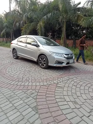 Honda Grace 2017 Silver