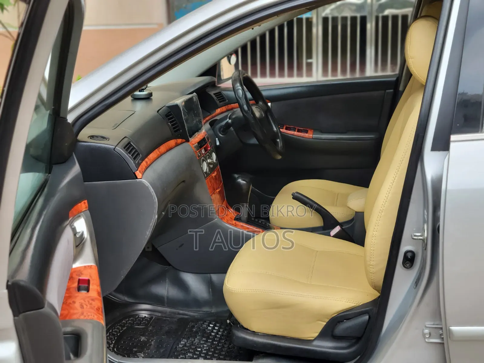 Toyota Corolla 2004 Silver