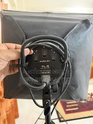 Godox Tl-5 Multi-Holder With Softbox Light Stand