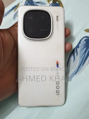 iQOO 12 512 GB White