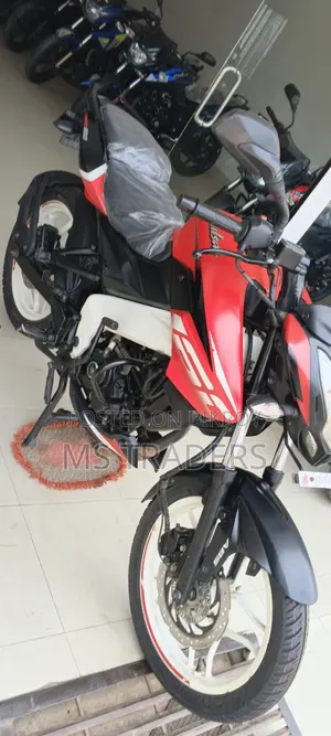 Bajaj Pulsar NS 160 2023 Red