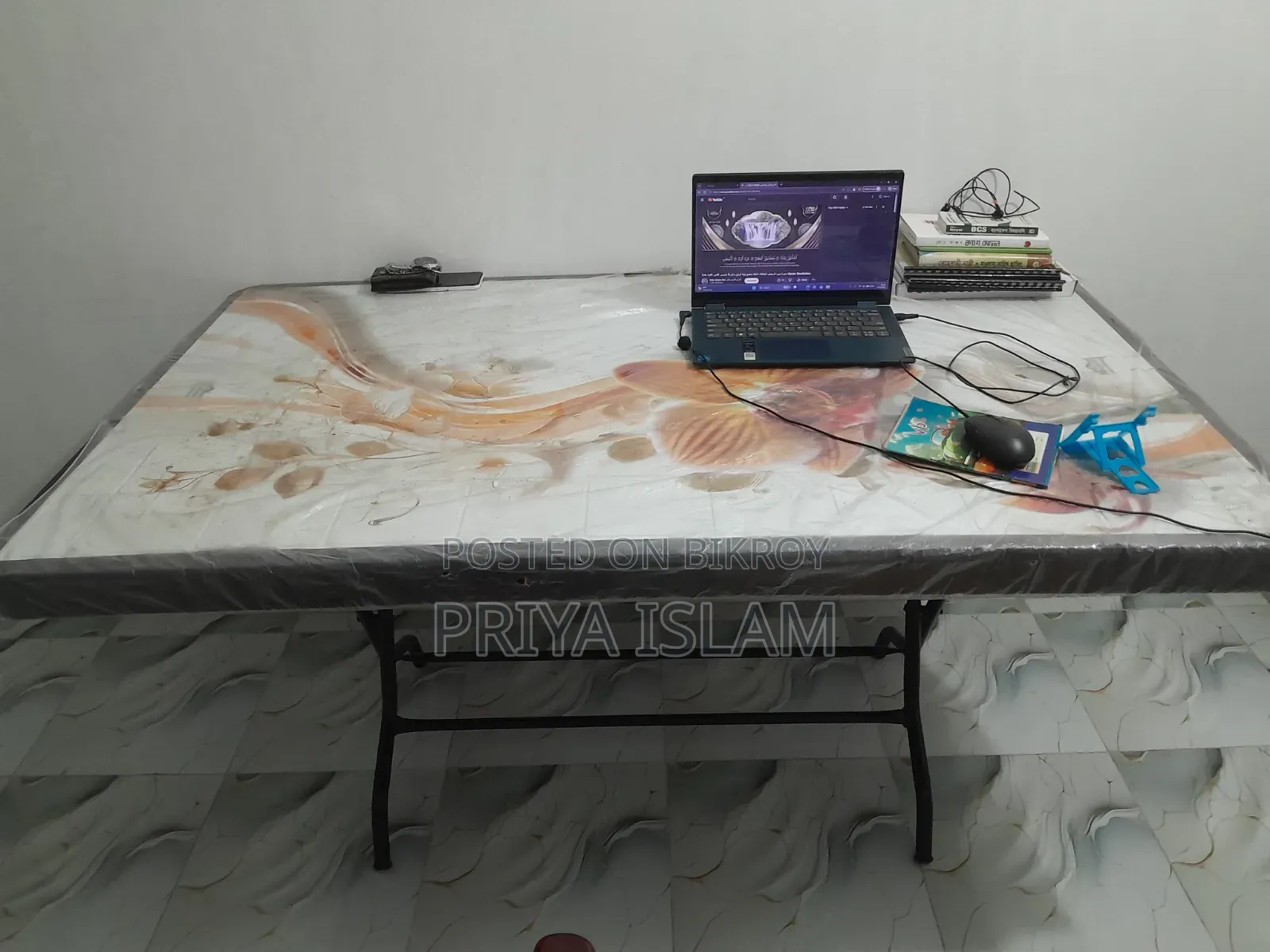 6-Seater Plastic Table
