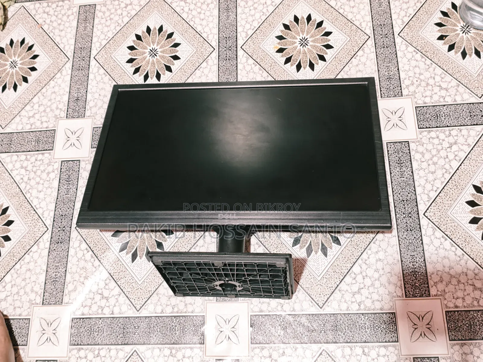 Dell 18.5" LED Monitor - Fresh Condition