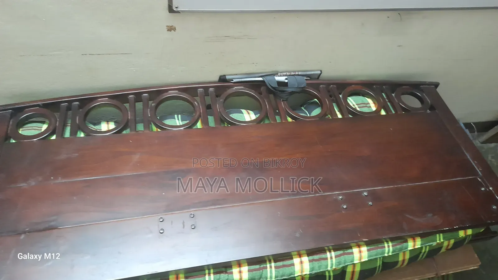 Selling a set of Otobi bed with mattress and pillow