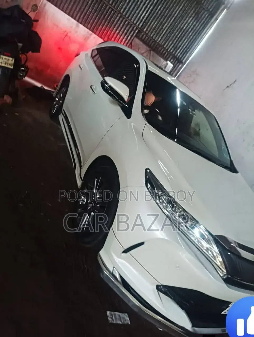Toyota Harrier 2.0 2019 Pearl