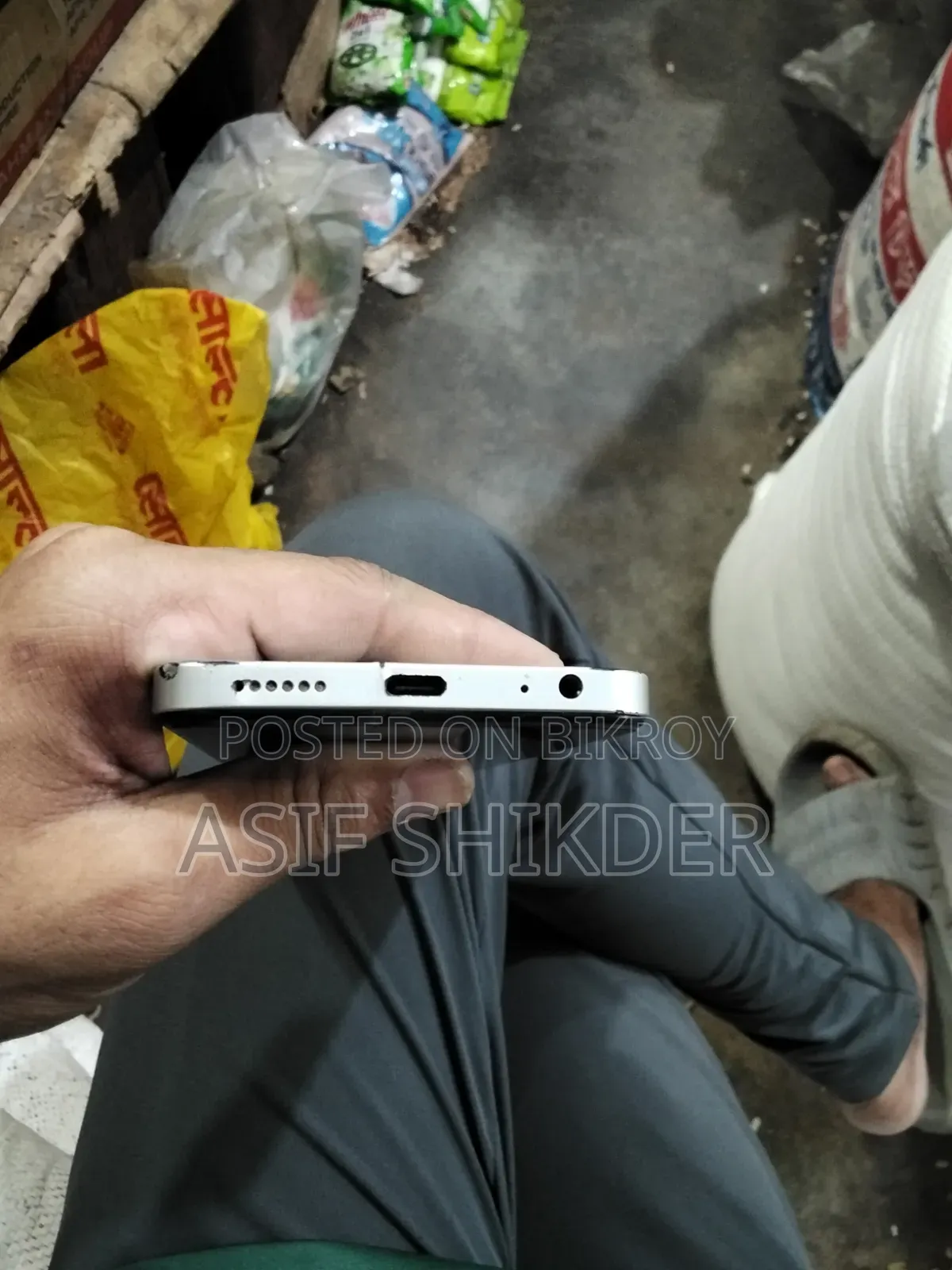 Tecno Spark Go 64 GB Silver