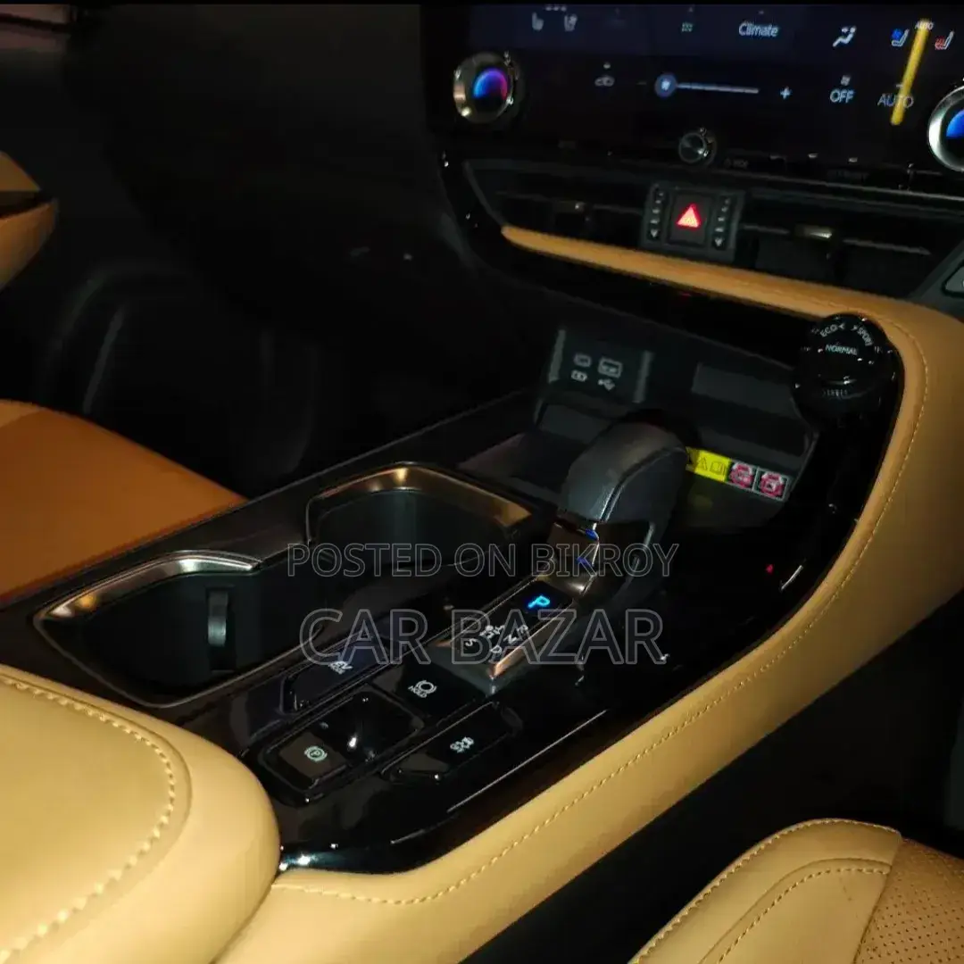 Lexus NX 2022 Pearl