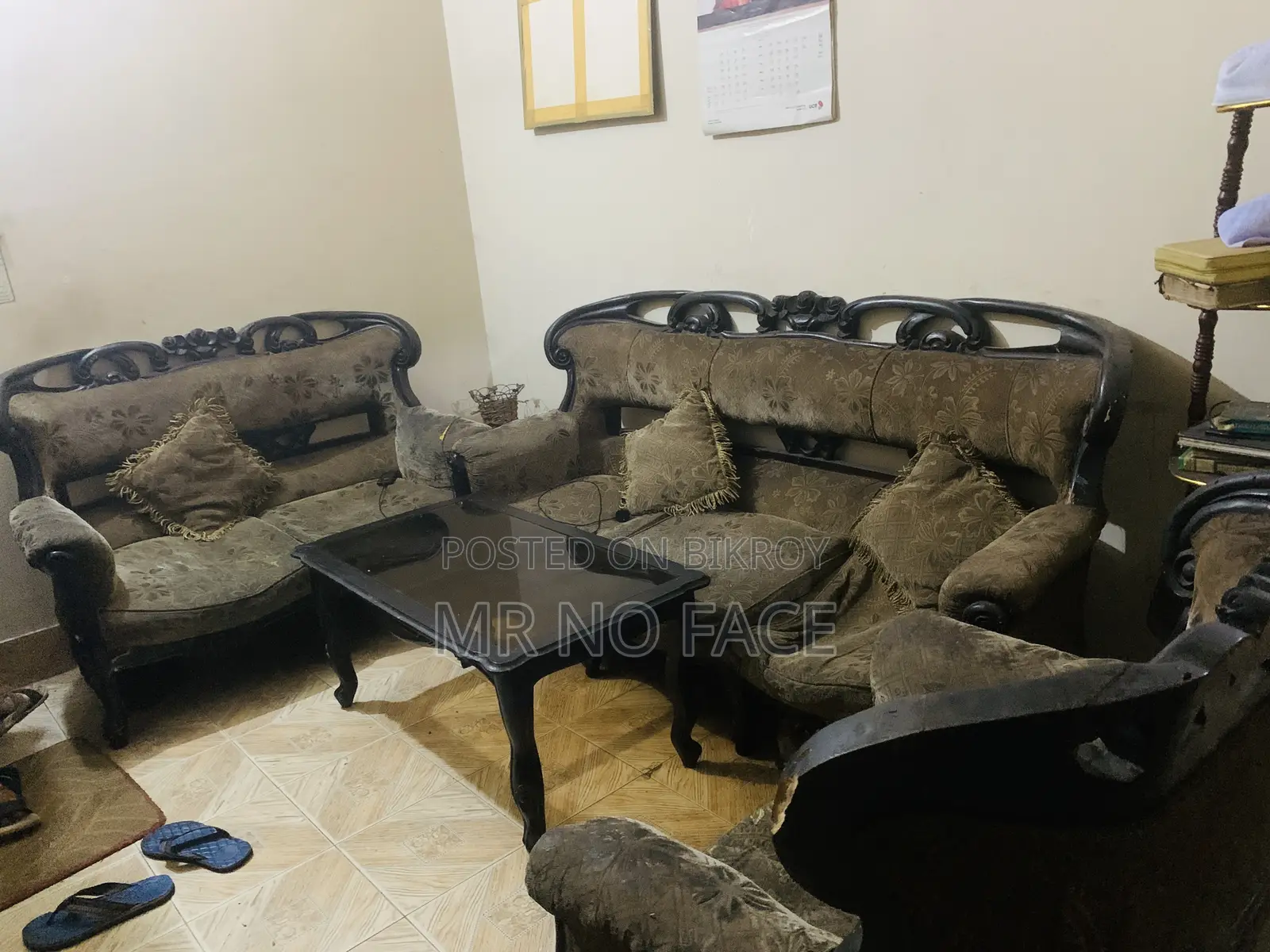 Royal Design Sofa Set For Sale