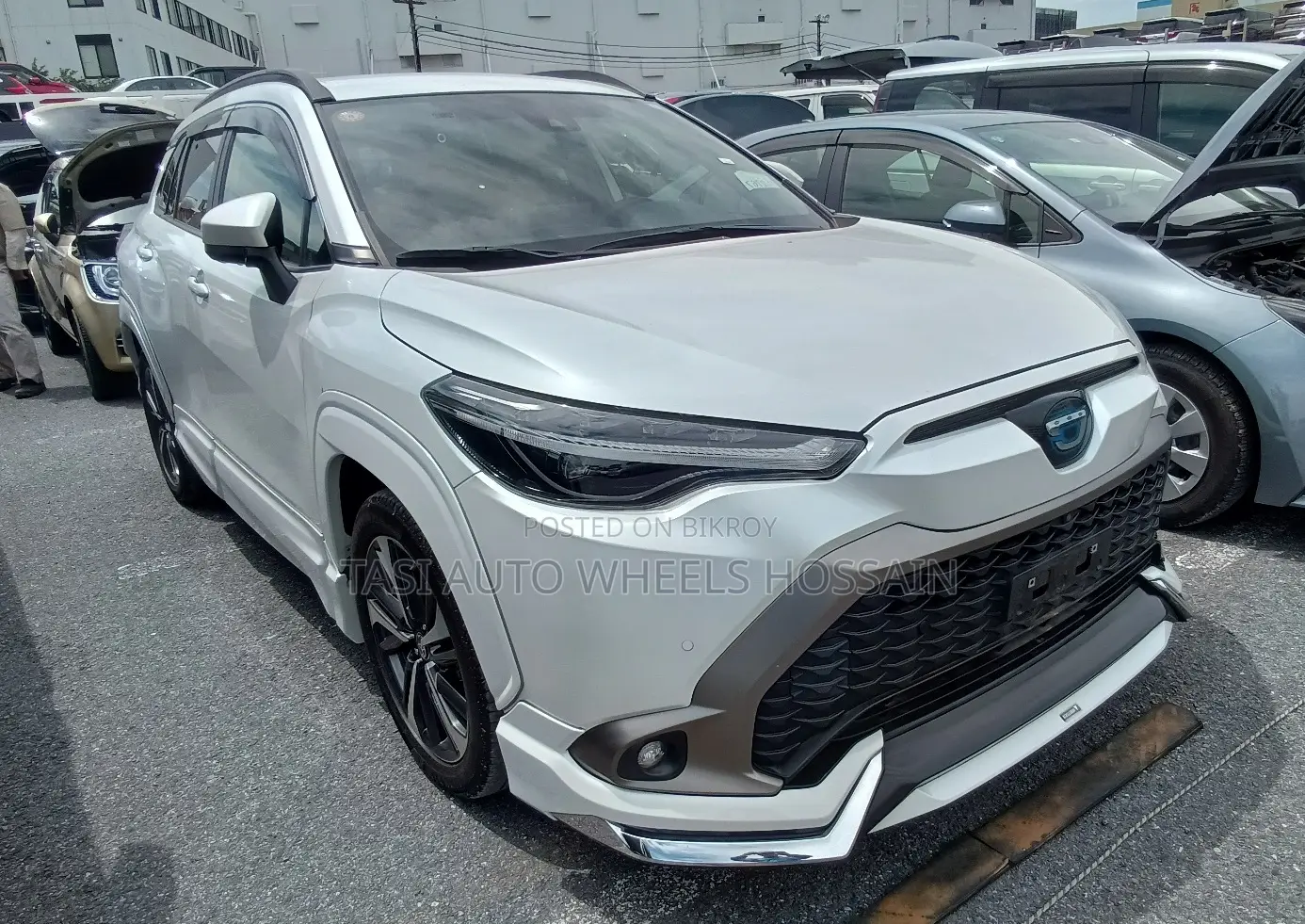 Toyota Corolla Cross 1.8 Hybrid FWD 2022 White
