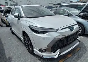 Toyota Corolla Cross 1.8 Hybrid FWD 2022 White