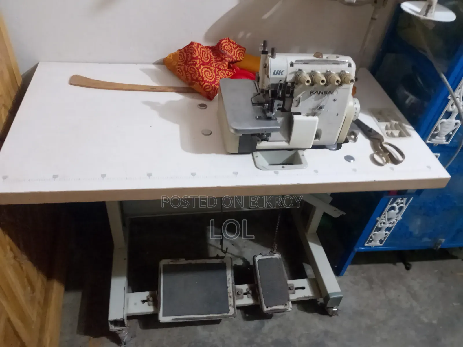 Overlock Machine