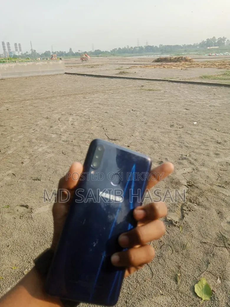 Samsung Galaxy A20 32 GB Purple