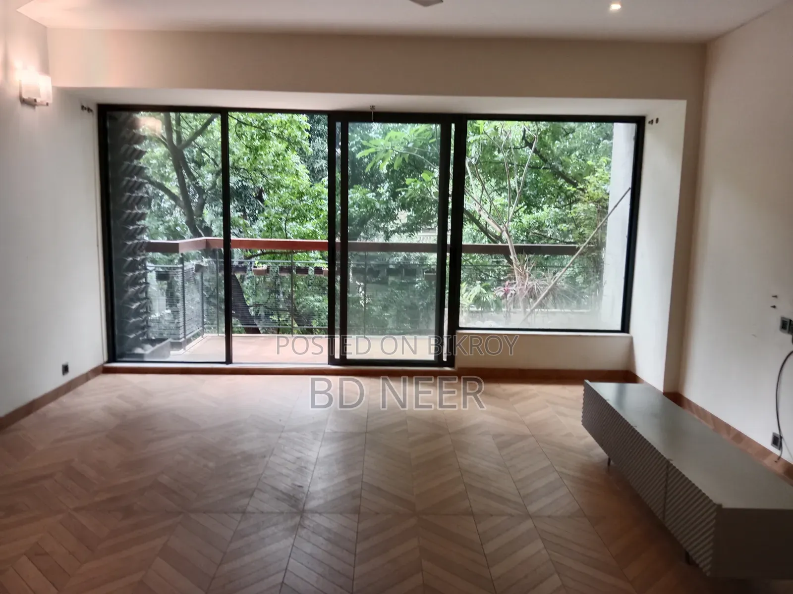 4 Bedroom Apartment in Gulshan for Rent