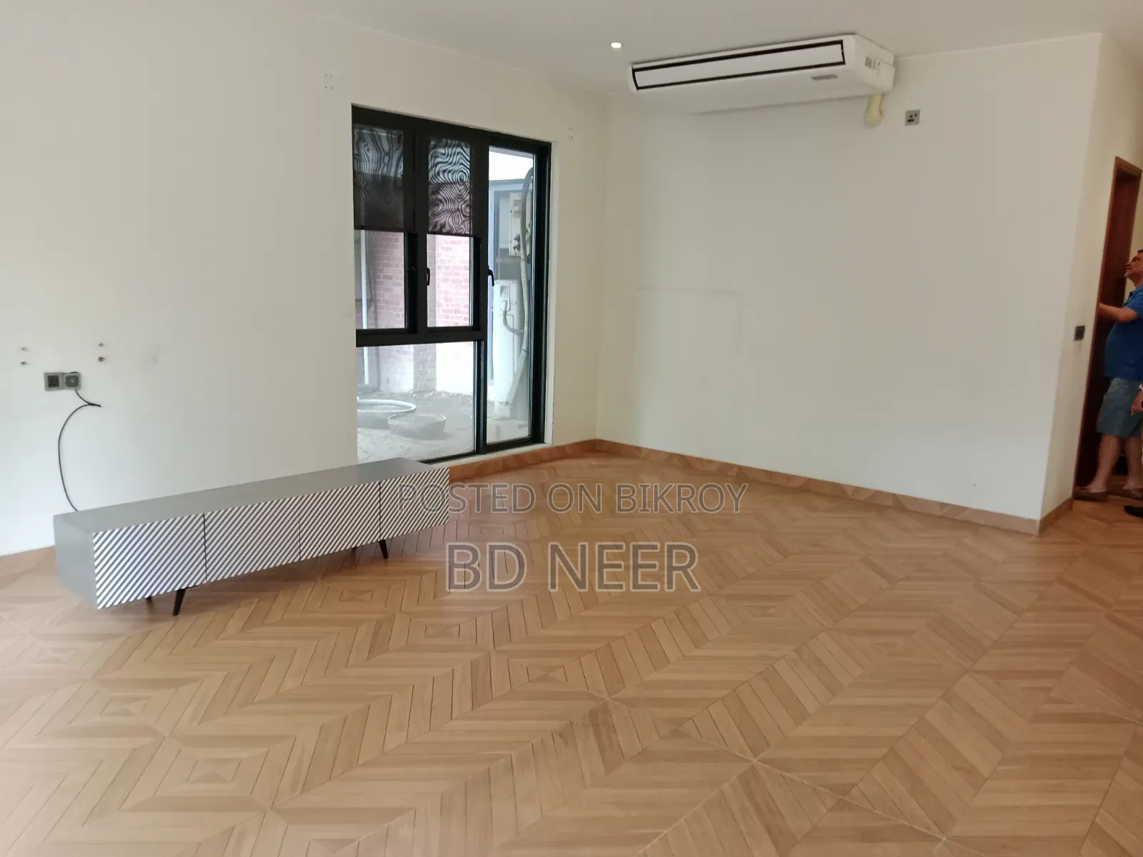 4 Bedroom Apartment in Gulshan for Rent