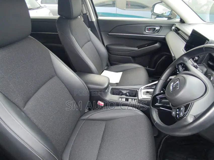 Honda Vezel 2021 Beige