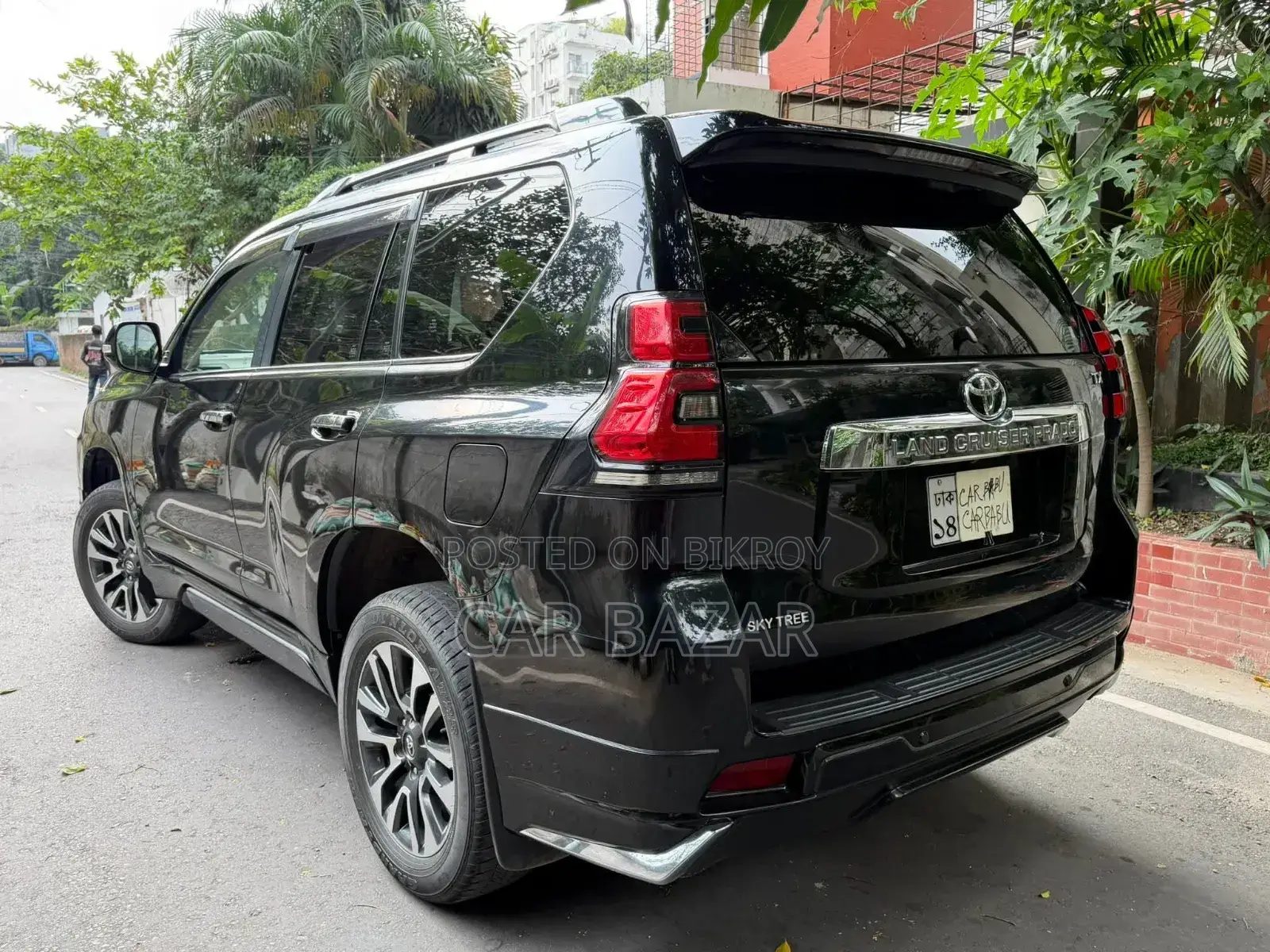 Toyota Land Cruiser Prado 2.7 2022 Black