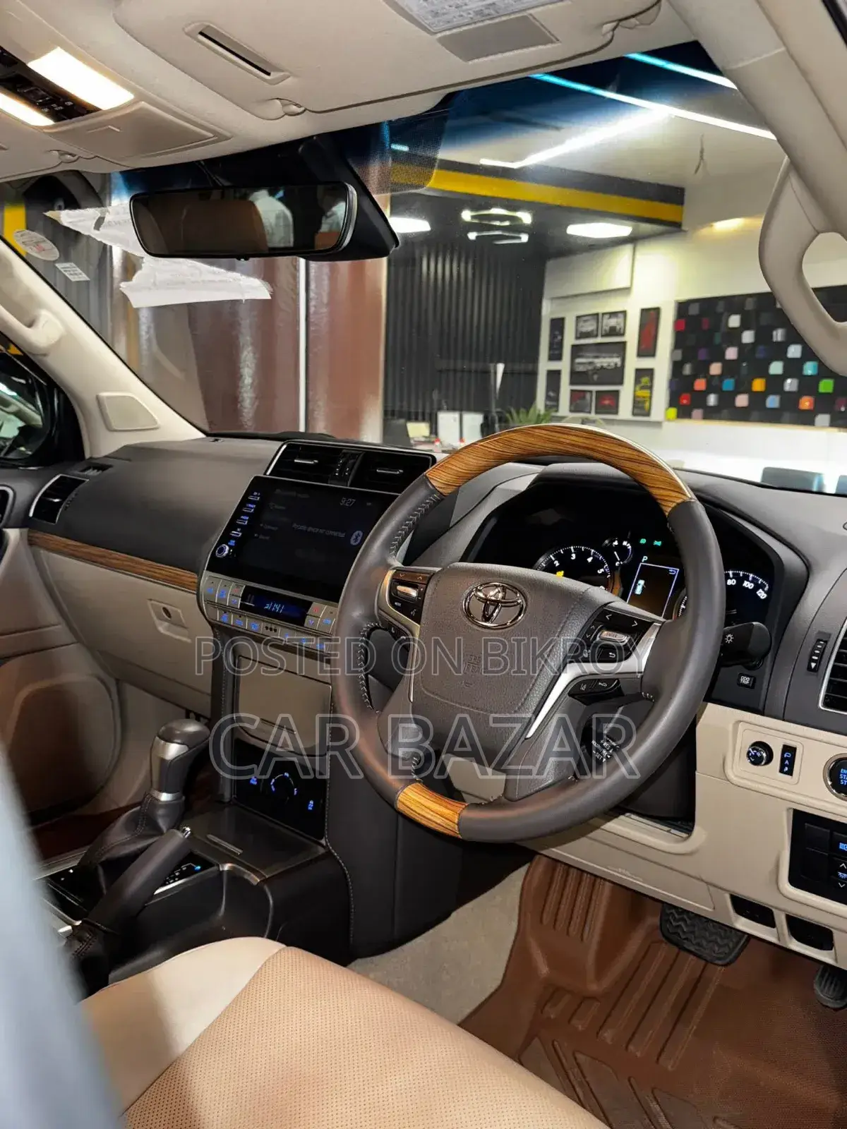 Toyota Land Cruiser Prado 2.7 2022 Black