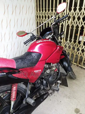 Hero Glamour 2015 Red