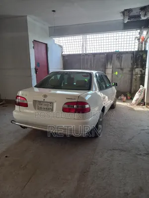 Toyota Corolla Automatic 1999 White