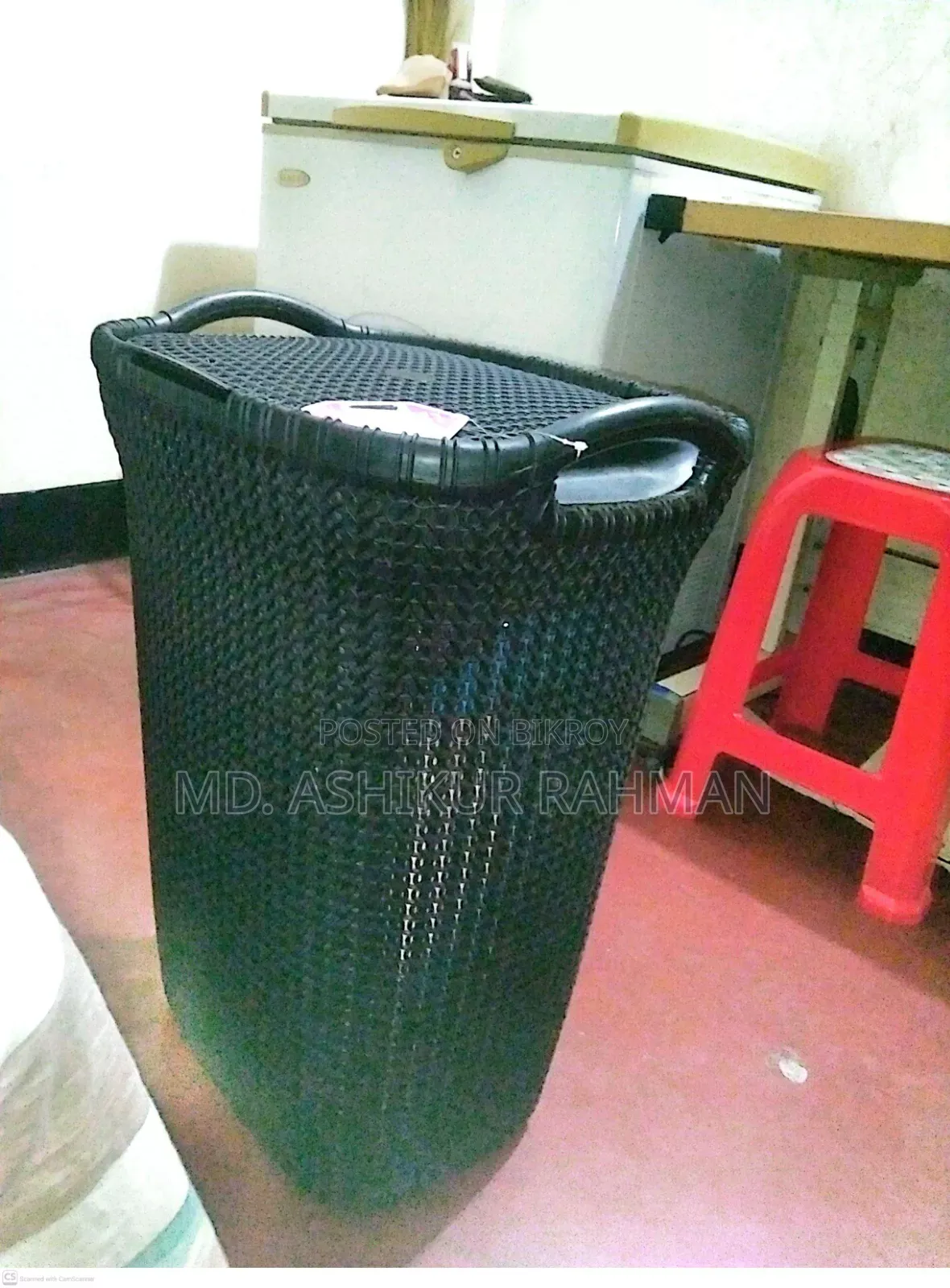 কাপড় রাখার ঝুড়ি