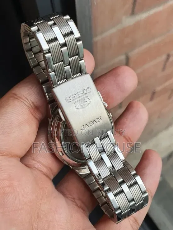 Seiko 5 Automatic Men's Watch Gold Dial