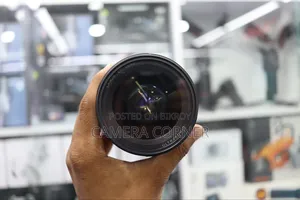 Canon 24mm 1.4 Lenssss