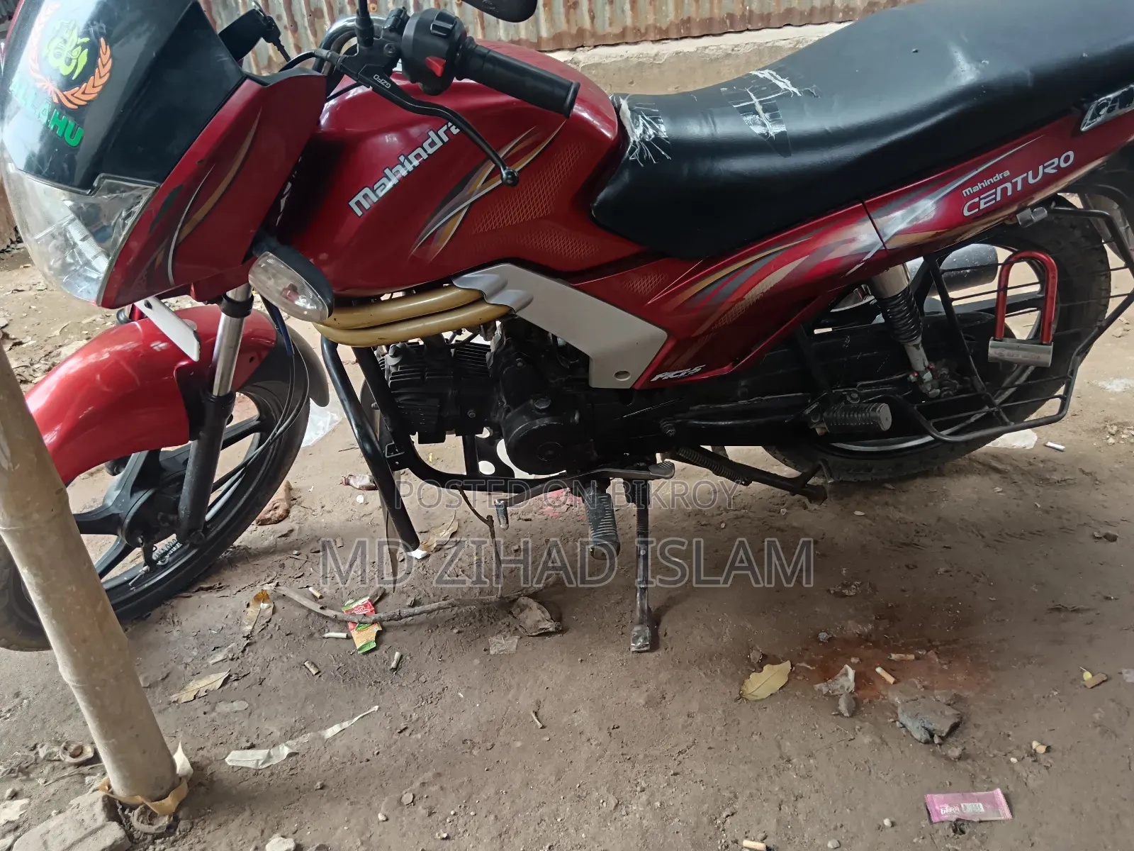 Mahindra Centuro 2015 Red