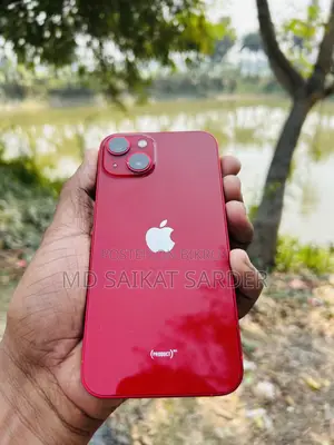 Apple iPhone 13 128 GB Red