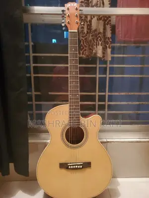 Axe 52-C গিটার