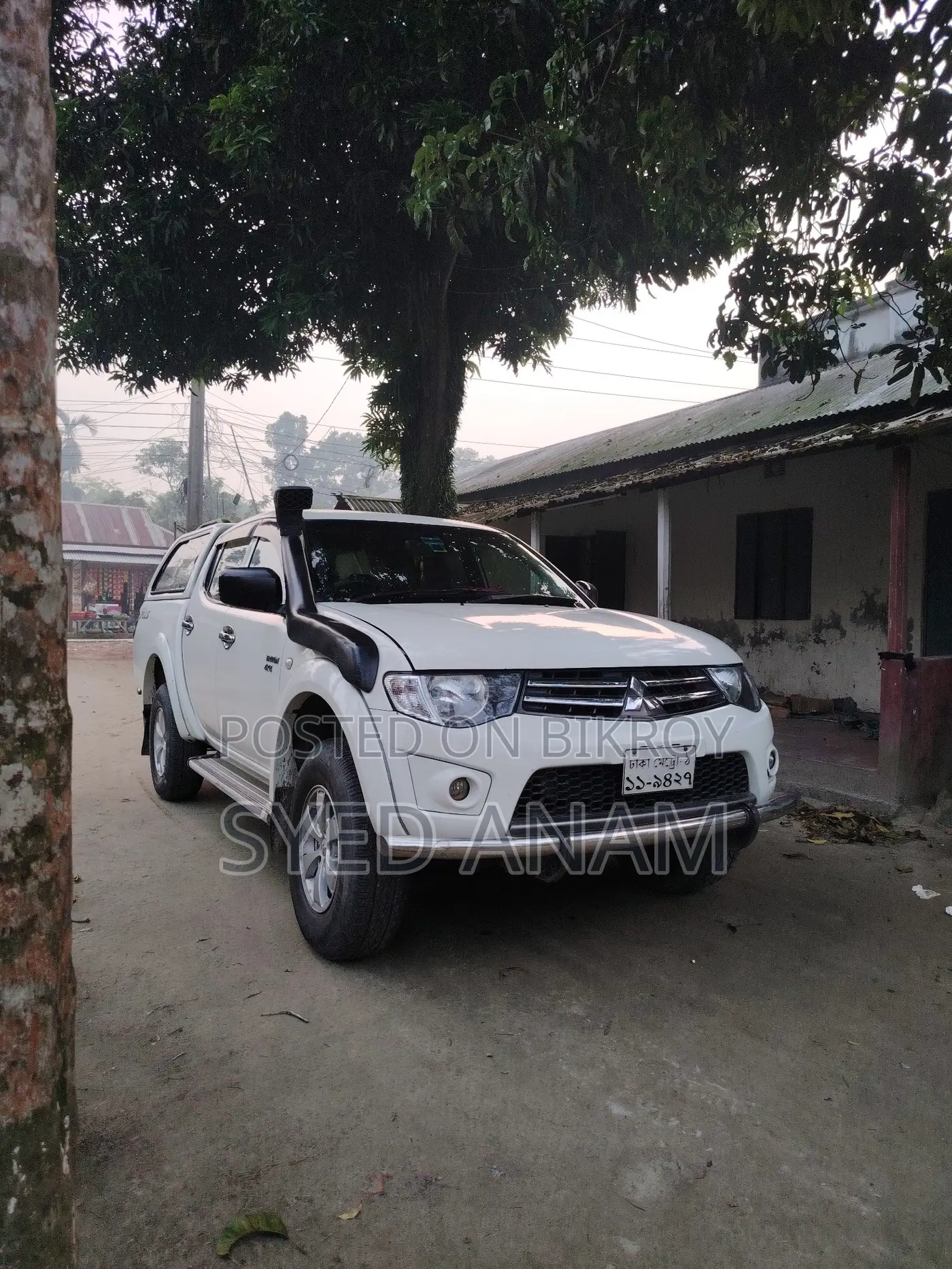 Mitsubishi L200 Double Cab 2.5 136hp 4WD 2008 White