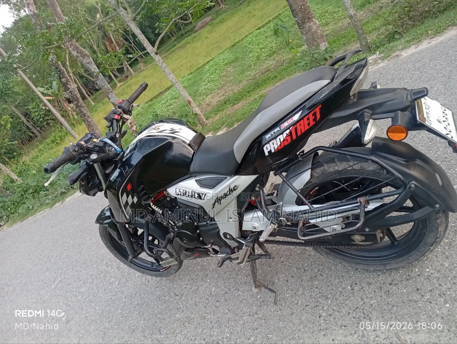 TVS Apache RTR 160 4V 2024 Black