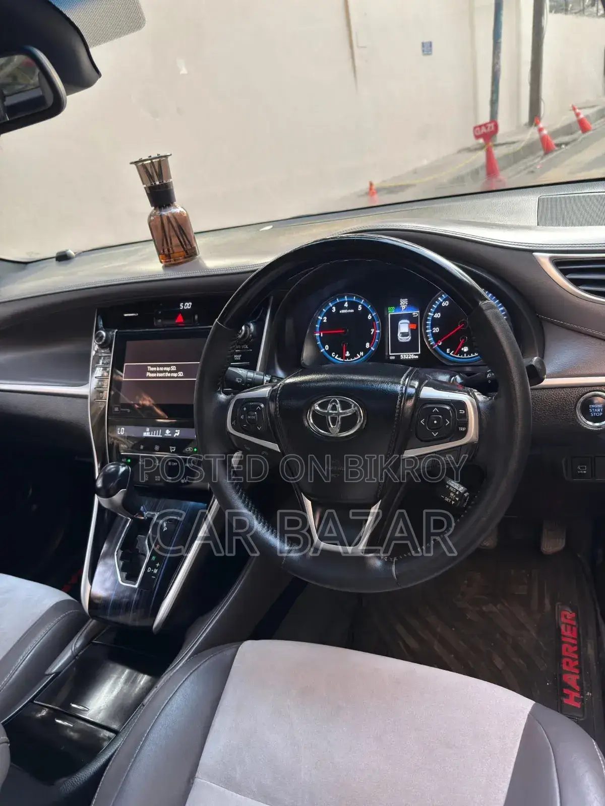 Toyota Harrier 2.0 2016 Black