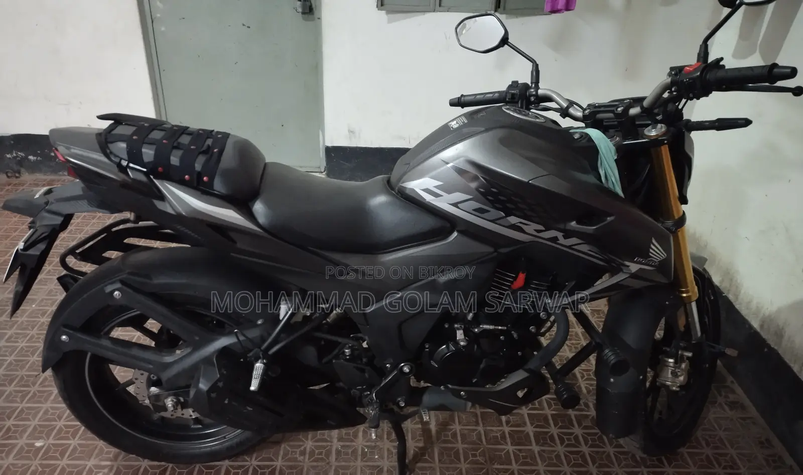 Honda Hornet 2025 Black