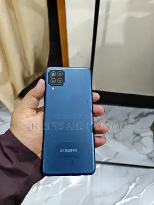 Samsung Galaxy A12 64 GB Blue