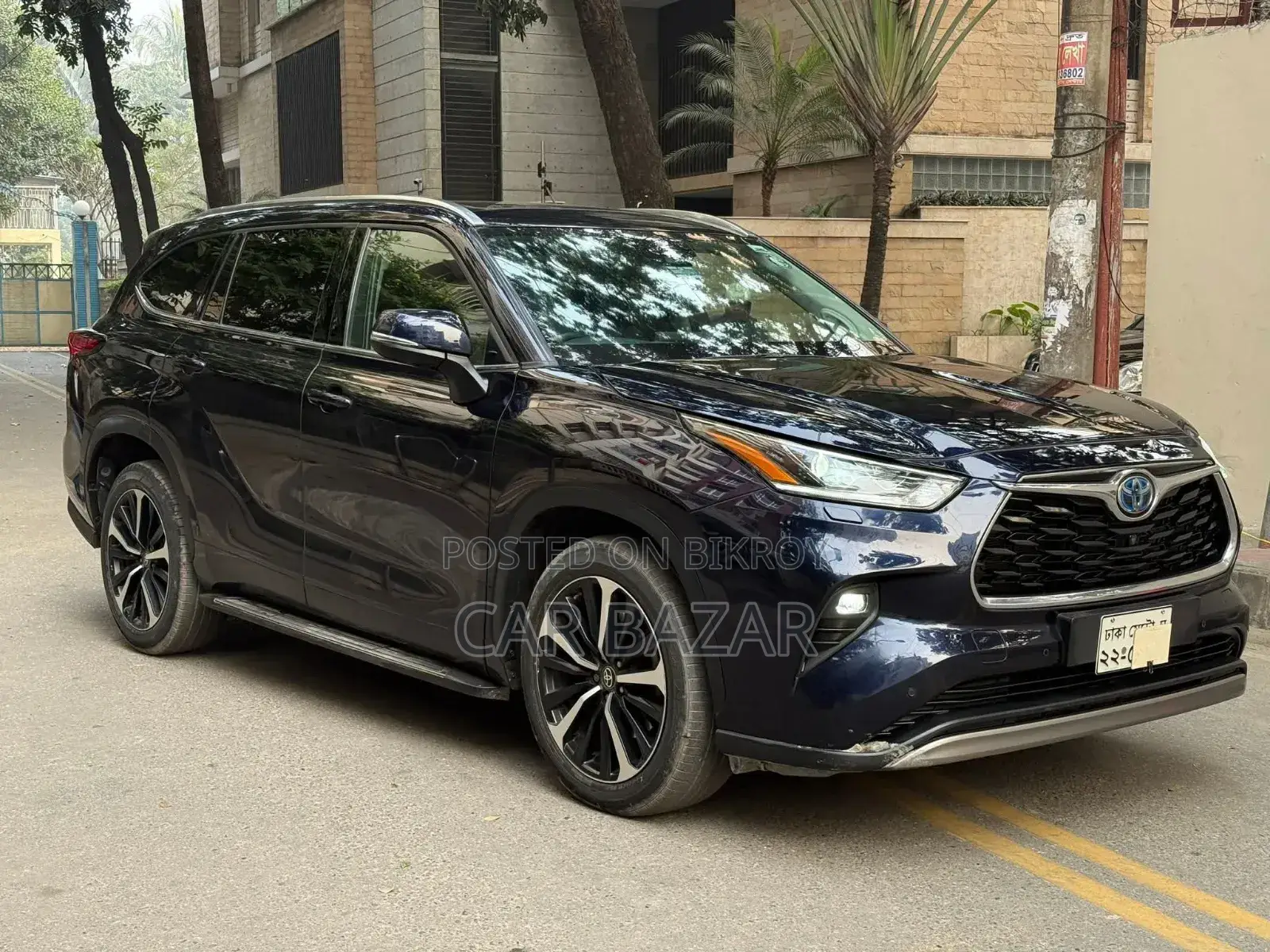 Toyota Highlander 2022 Blue