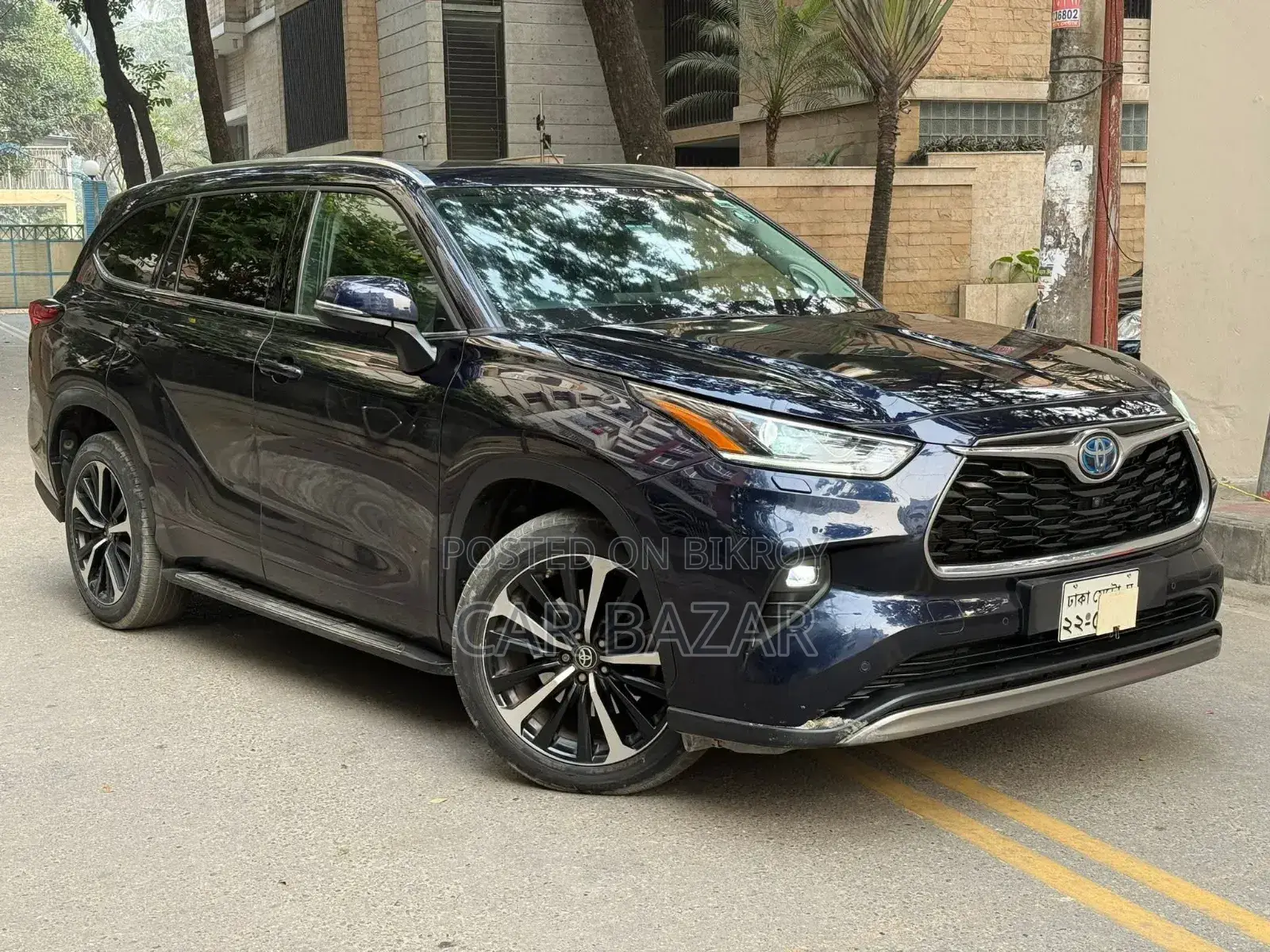 Toyota Highlander 2022 Blue