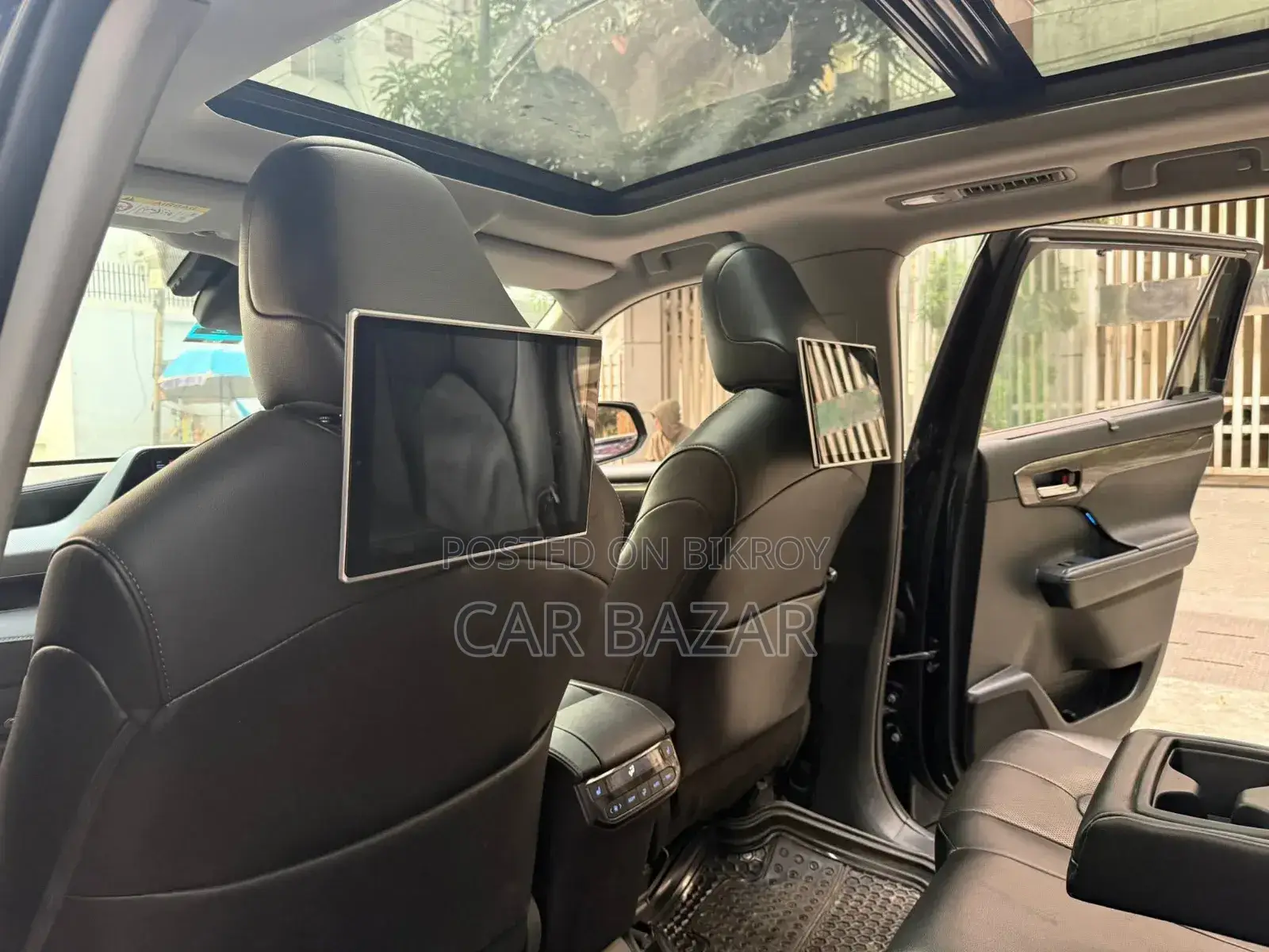 Toyota Highlander 2022 Blue