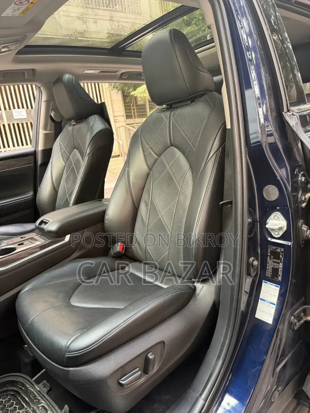 Toyota Highlander 2022 Blue