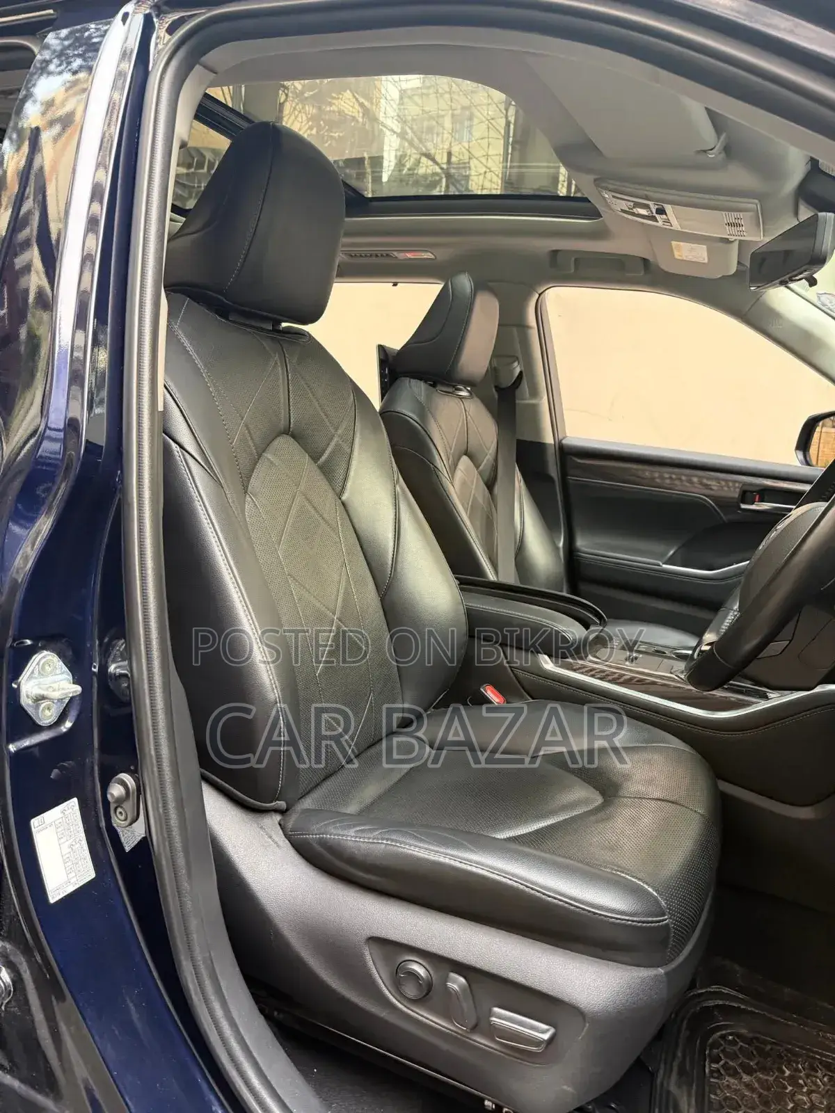 Toyota Highlander 2022 Blue