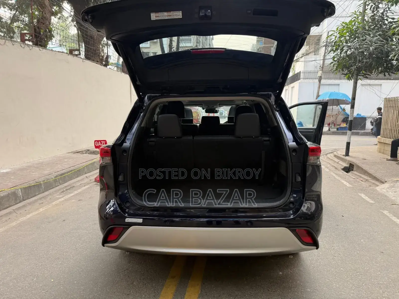 Toyota Highlander 2022 Blue