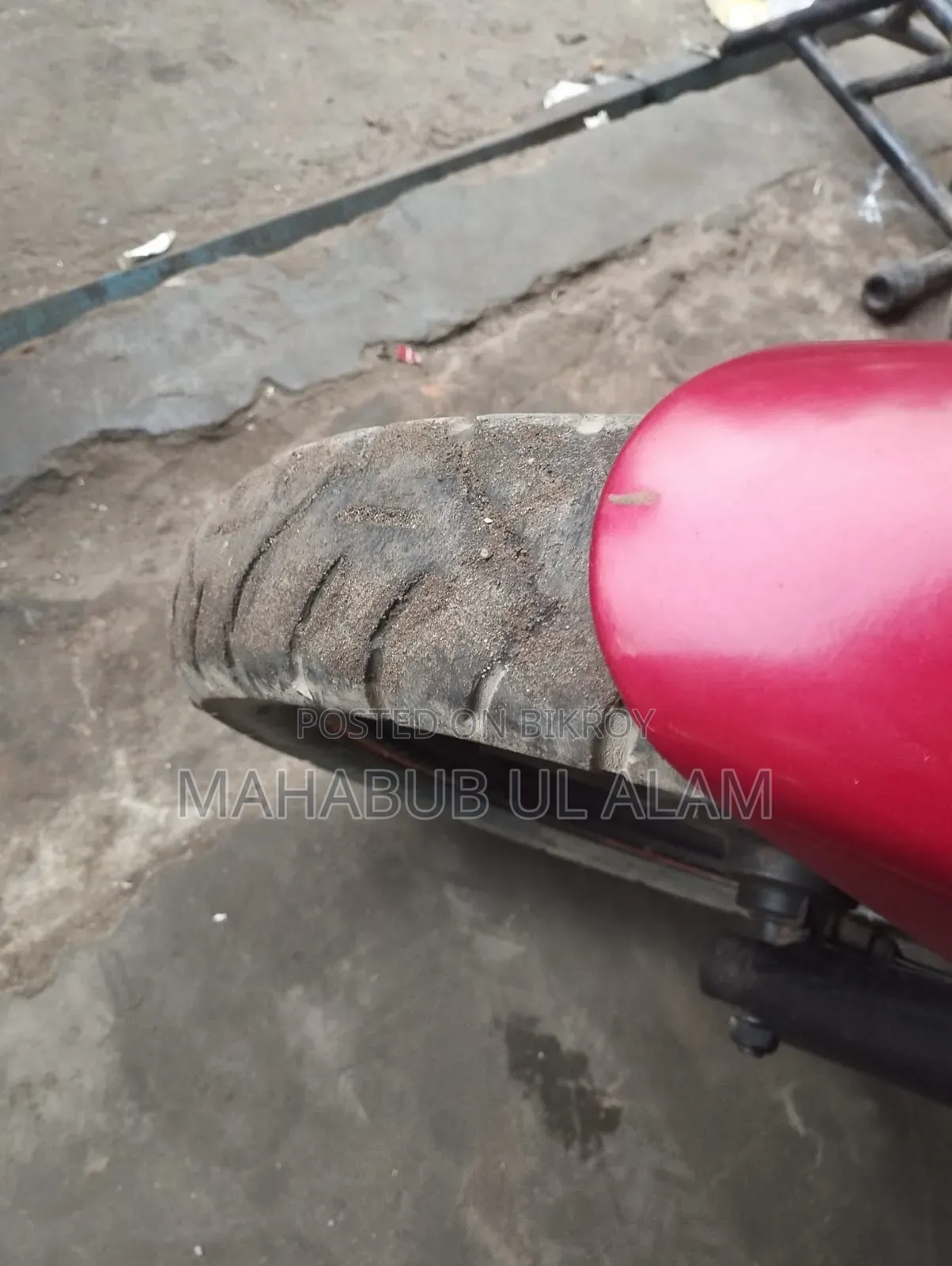 Honda CB 2015 Red