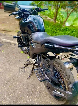 ইয়ামাহা এফজেড ২০১৯ ব্ল্যাক