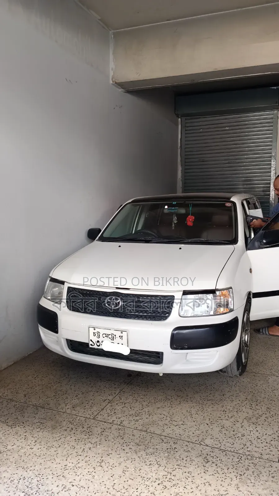 Toyota Succeed 2011 White