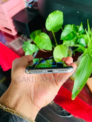 Apple iPhone X 256 GB White