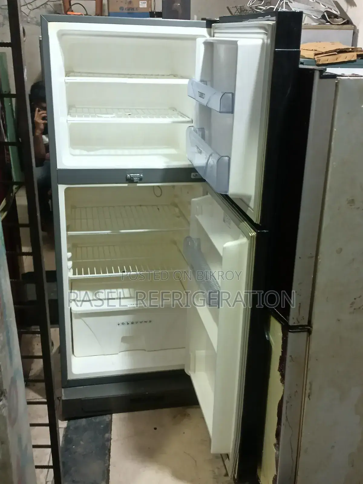 337 Liter running Walton company fridge for sale.