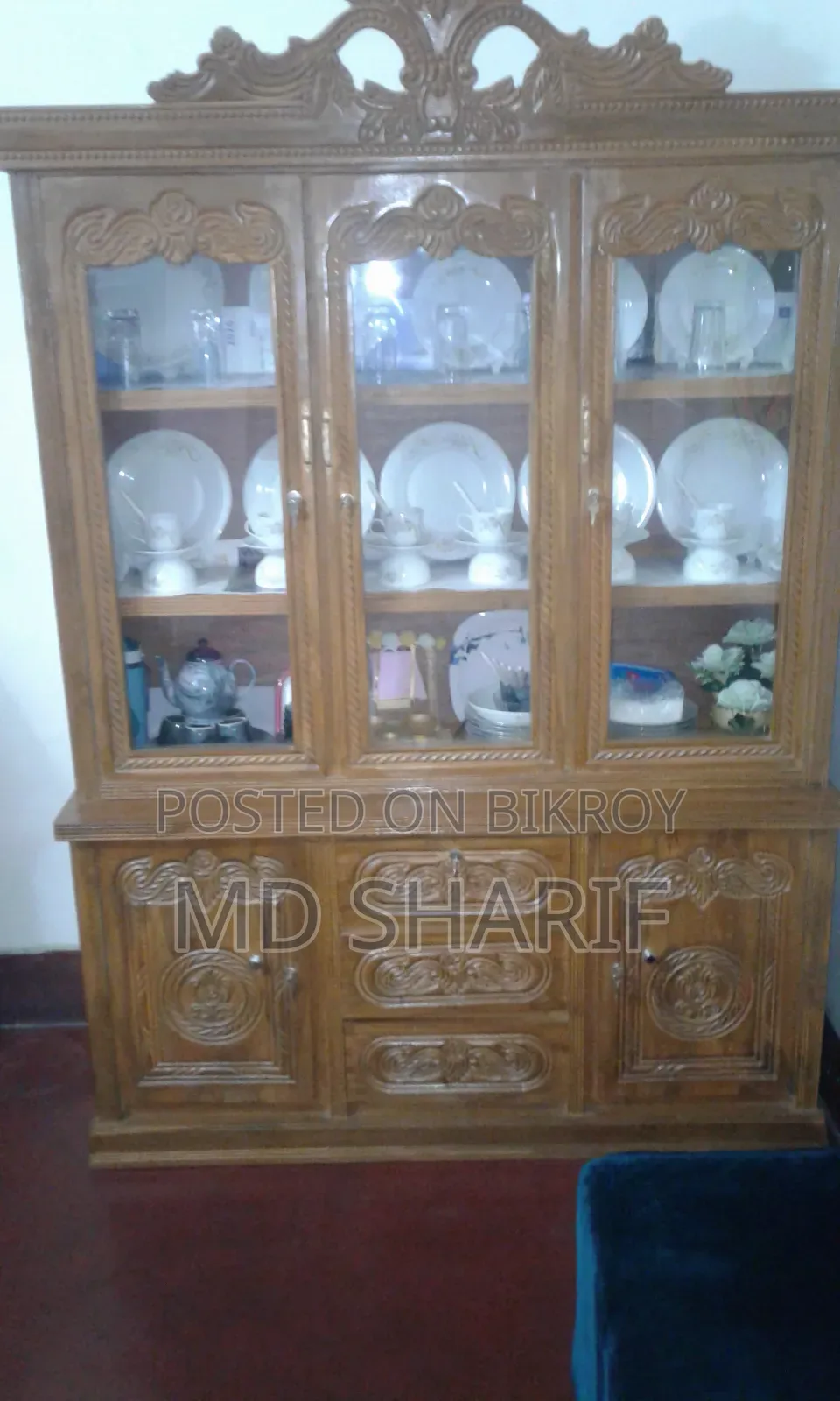3-Door Teak Wood Showcase